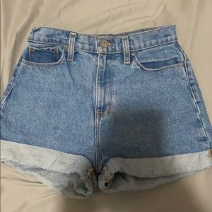 BDG denim shorts size 25W